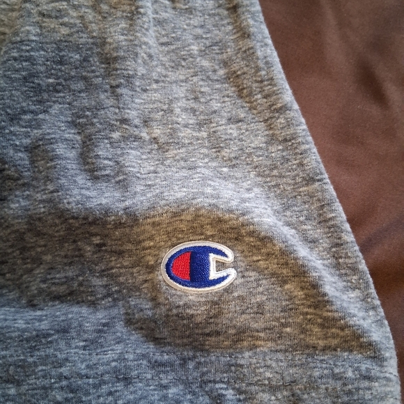 Georgia Bulldogs Men's L Gray Embroidered Logo Red Sewn Letters Retro T-Shirt - Picture 5 of 5